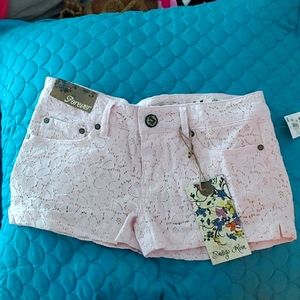 Pink lace print short shorts
